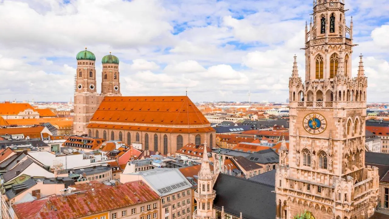 Holiday Inn Express Munich City West By Ihg Отель