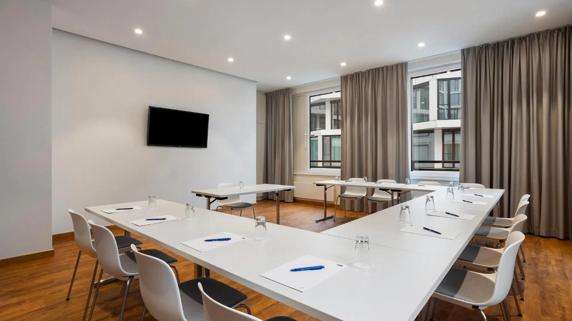 Holiday Inn Express Munich City West By Ihg