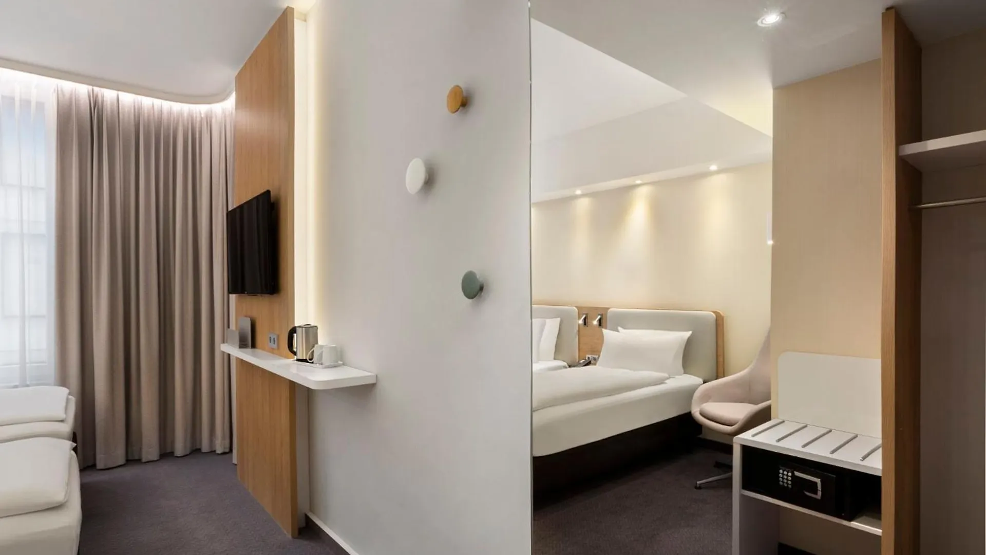 Holiday Inn Express Munich City West By Ihg