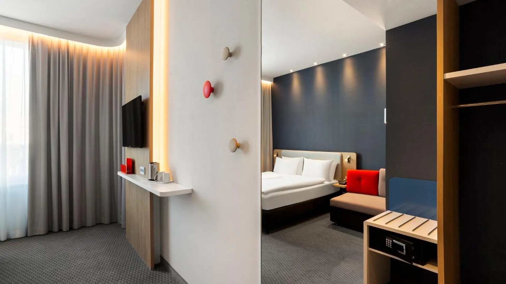 Holiday Inn Express Munich City West By Ihg