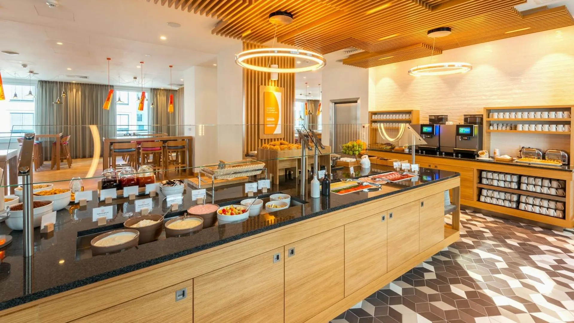 Hotel Holiday Inn Express Munich City West By Ihg
