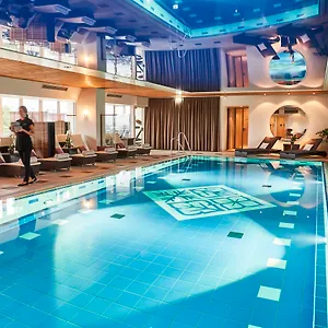 Vier Jahreszeiten Kempinski Отель