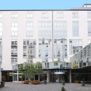 https://maritim-hotel-munich.getmunichhotels.com